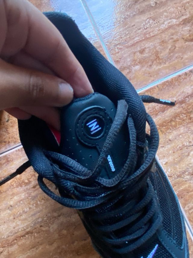 Zapatillas Nike Supreme Negras