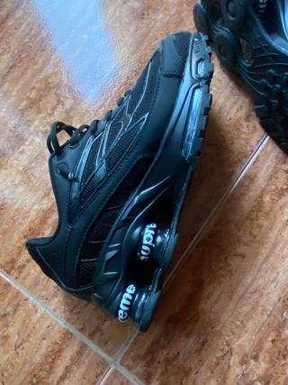 Zapatillas Nike Supreme Negras
