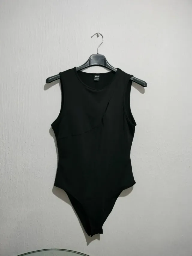 Traje de baño negro mujer