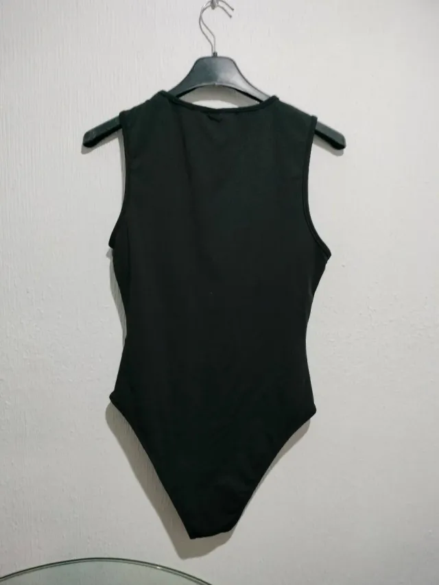 Traje de baño negro mujer