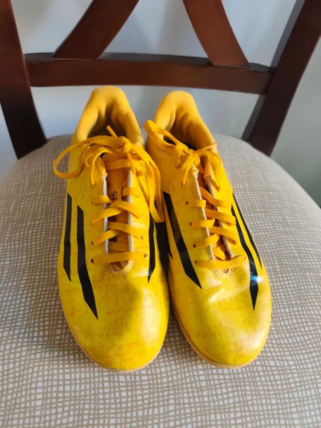 Multitacos Adidas F5 Amarillas