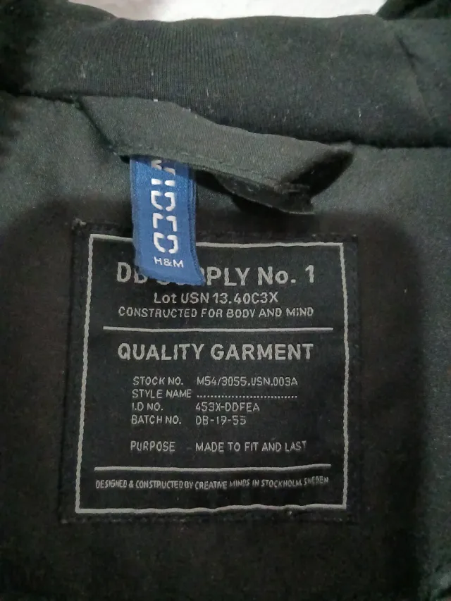 Chaqueta Bomber H&M Negra con capucha