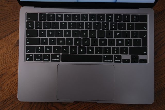 MacBook Air M2 2022 Teclado Francés
