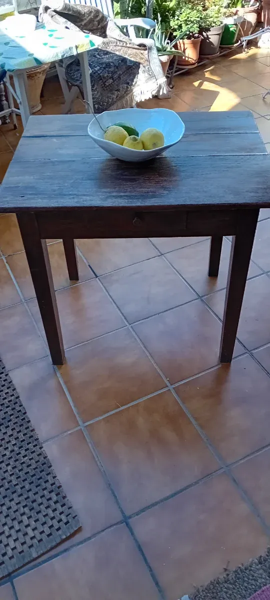 Mesa tocador antigua de madera