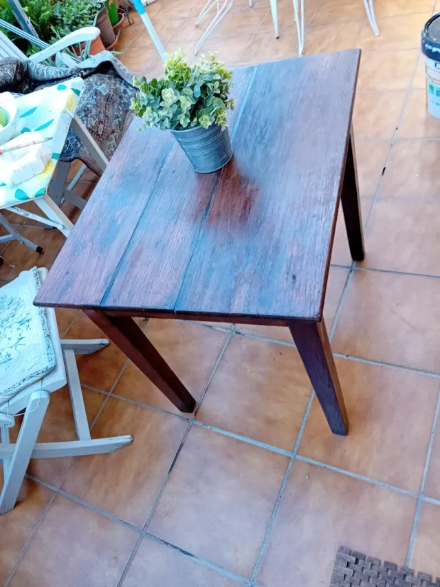 Mesa tocador antigua de madera