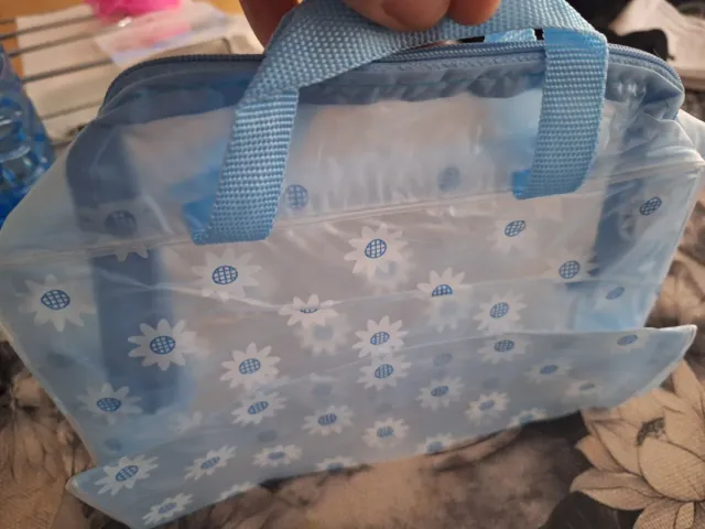 Set 3 neceseres maquillaje flores