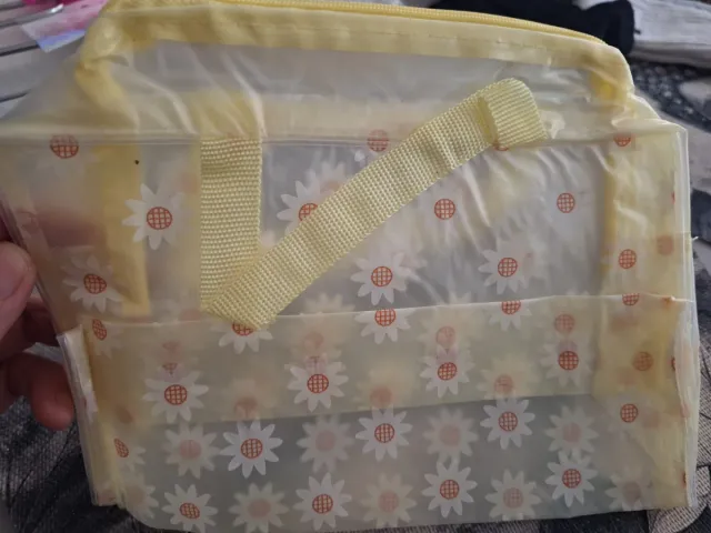 Set 3 neceseres maquillaje flores