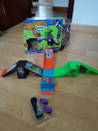 Hot Wheels Skatepark Arcade Tony Hawk