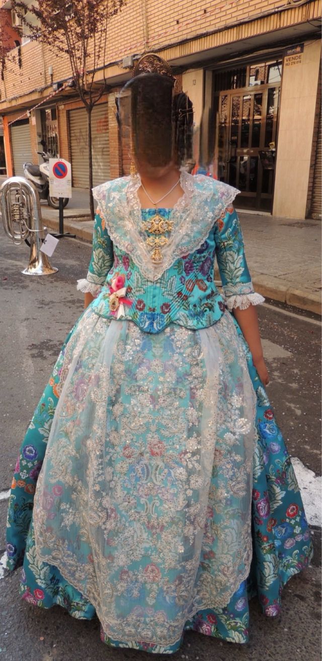 Traje de Fallera Niña Siglo XVIII