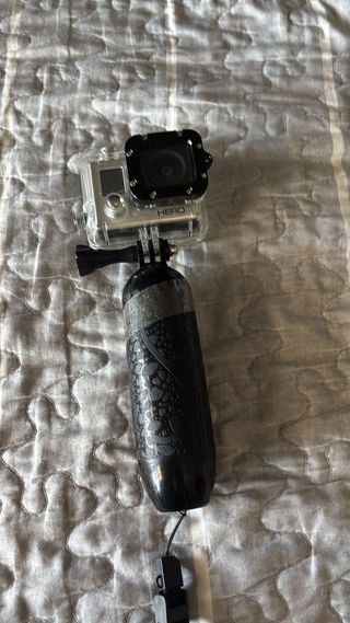 GoPro Hero 3 con soporte flotante