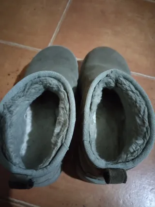 Botas UGG caqui con plataforma