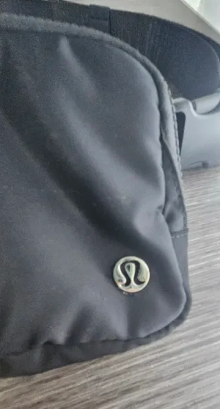 Riñonera Lululemon Negra