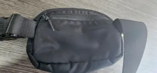 Riñonera Lululemon Negra