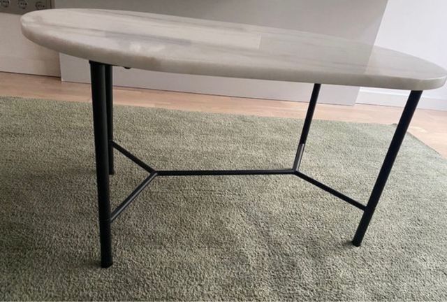 Mesa auxiliar mármol y metal Habitat