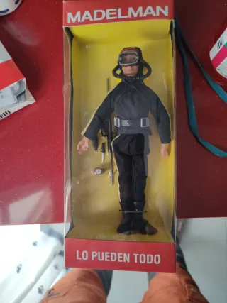 Muñeco Madelman Buzo