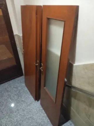 Puertas de madera con cristal