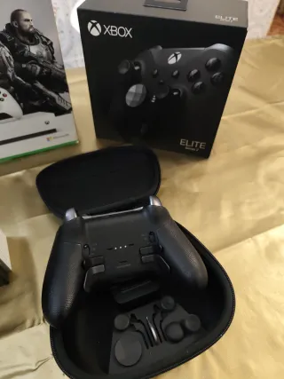 Xbox One S 1TB + Mando Elite Series 2