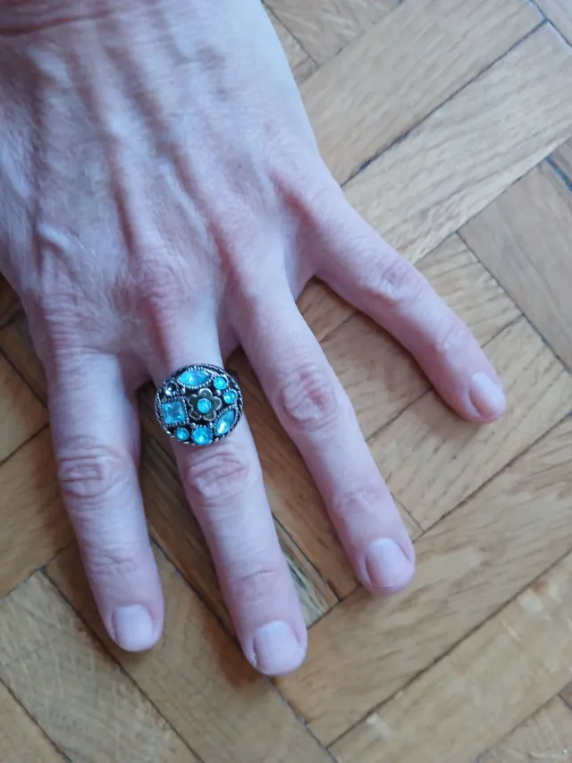 Anillos Mujer Diseño Variado. Se venden sep o lote