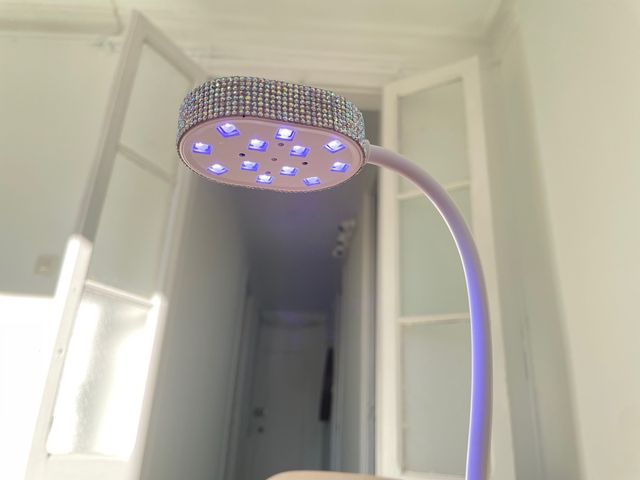 Lámpara LED para uñas recargable