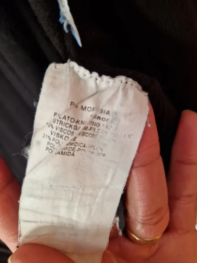 Cárdigan Marella y top Mango Talla M