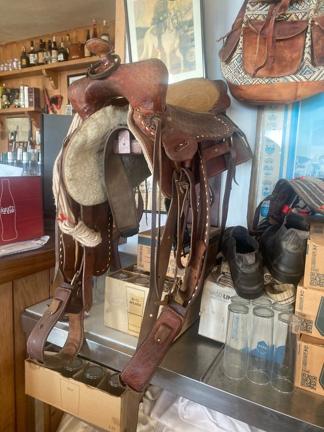 Montura de caballo de cuero