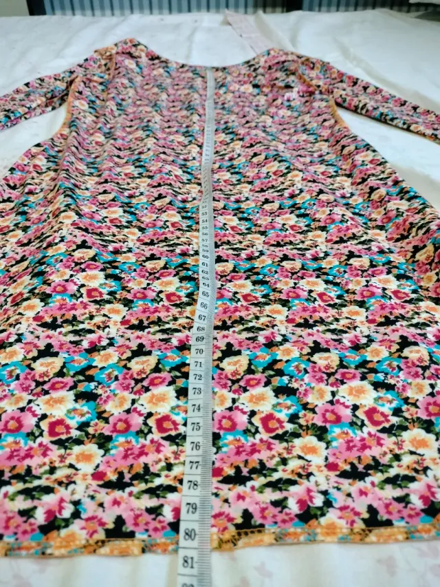 Vestido estampado floral manga larga