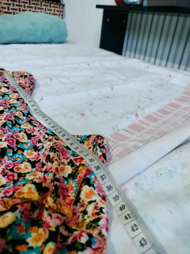 Vestido estampado floral manga larga