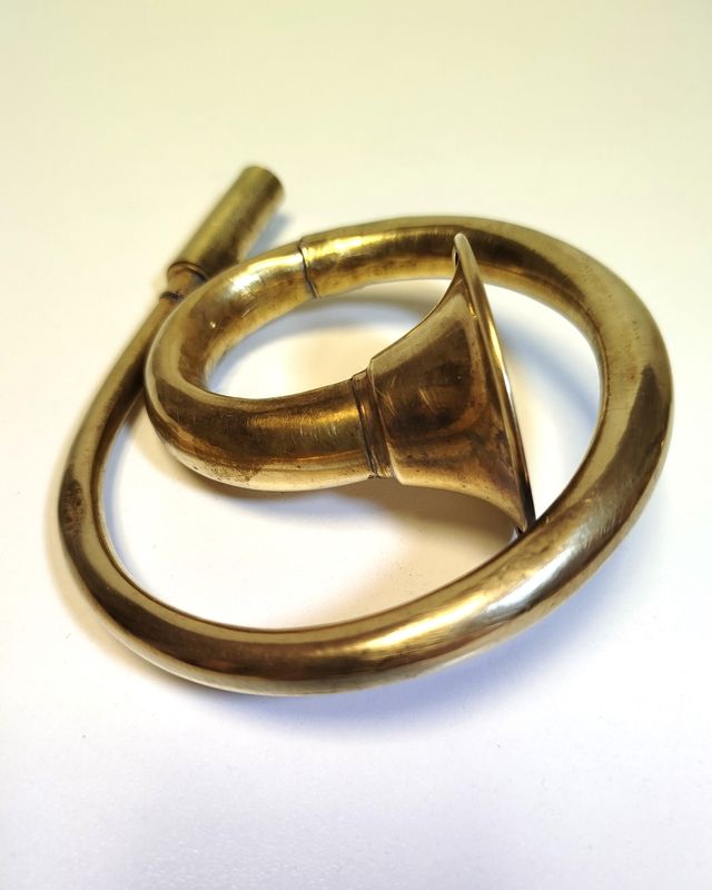 Bocina de coche antiguo