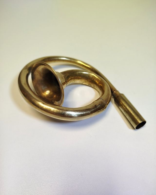 Bocina de coche antiguo