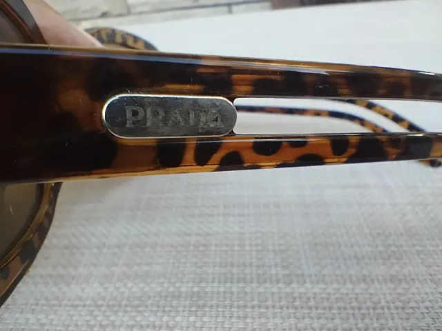 Occhiali da sole Prada marroni