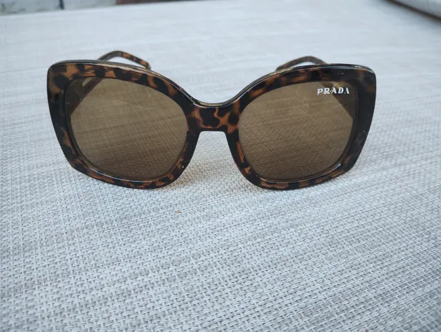 Occhiali da sole Prada marroni