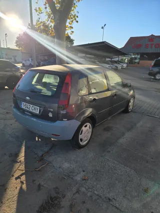 Ford Fiesta 2004