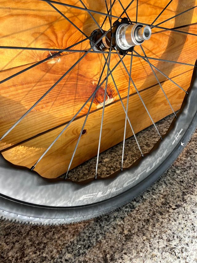 Ruedas Fulcrum Sharq 42