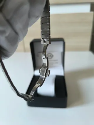 Seiko Mod PRX Negro de acero inoxidable.