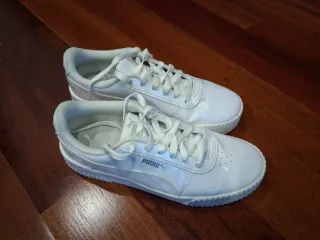 Zapatillas Puma Carina Street Talla 40