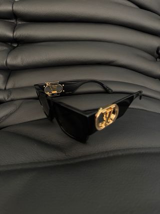 Gafas Louis Vuitton Negras y Doradas Nuevas