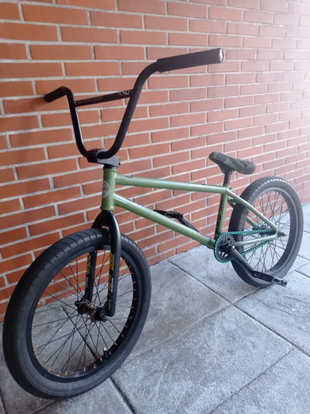 Bicicleta BMX Stranger Crux Verde