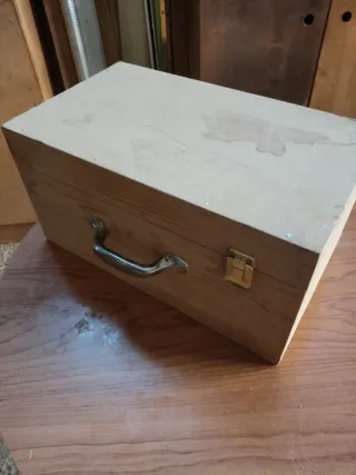 Máquina para colocar bisagras fijas