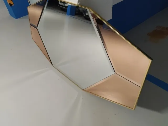 Espejo Grande Geométrico Dorado