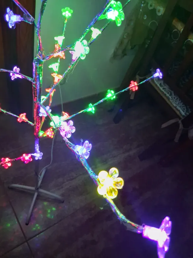 Albero luminoso decorativo fiori