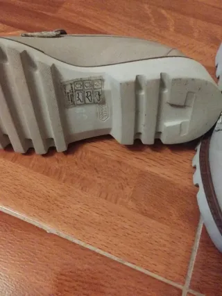 Mocasines de piel mujer beige