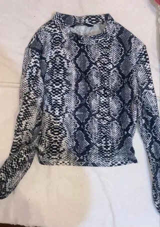 Top serpiente cuello alto