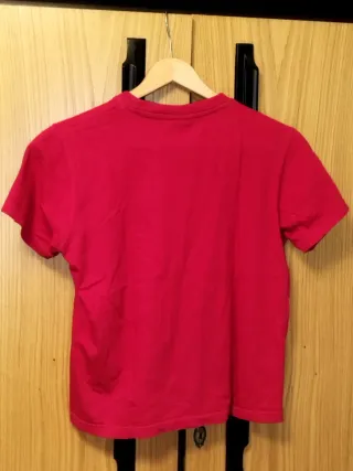 Camiseta roja con estampado de lagartijas Talla XS