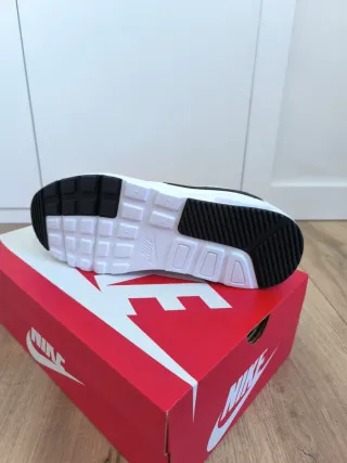 Zapatillas Nike Air Max Talla 43 Nuevas blancas