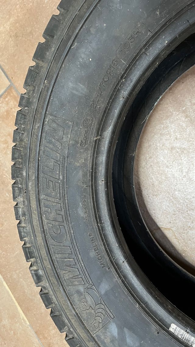 Neumáticos Michelin 225/70/16