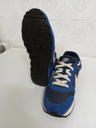 Zapatillas Nike Talla 39, 24'5cm.Unisex, Azul/Blan