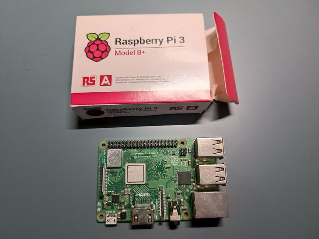 Raspberry Pi 3 Model B+