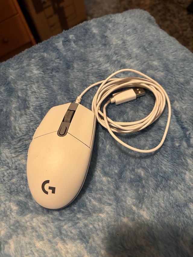 Ratón Gaming Logitech G203 LIGHTSYNC Blanco