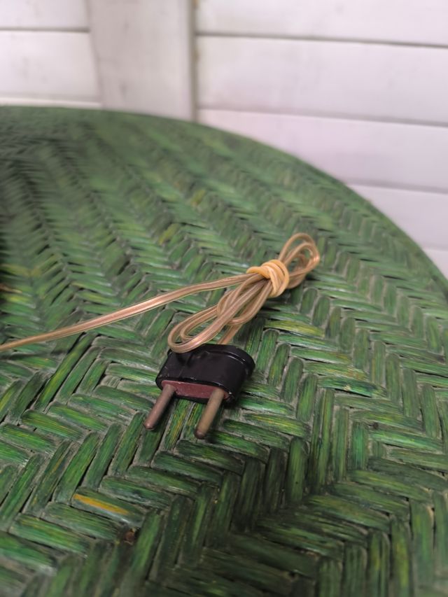 Lampada in legno antico, grande