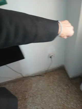 Americana negra con ribete